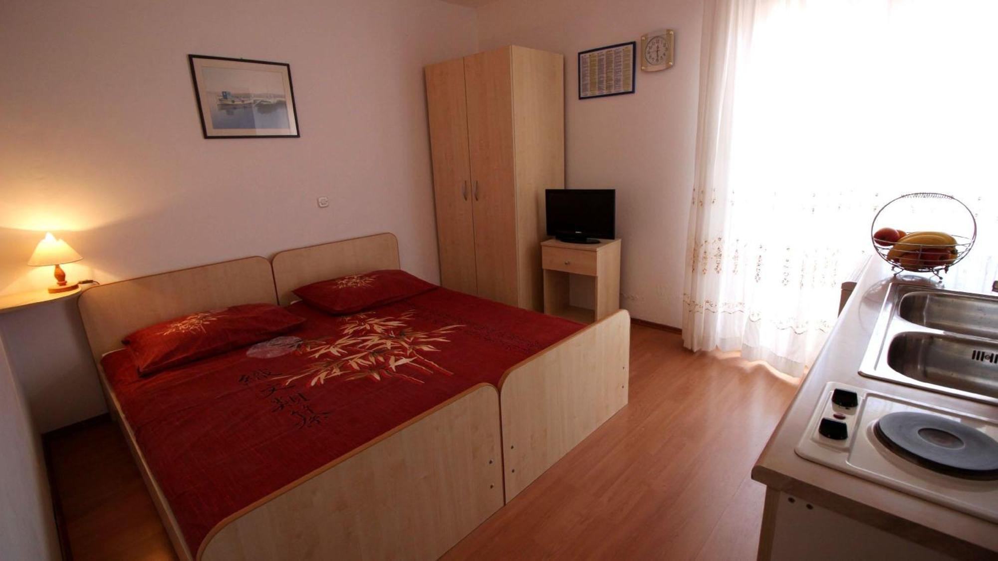Apartments Ivka Omiš Quarto foto