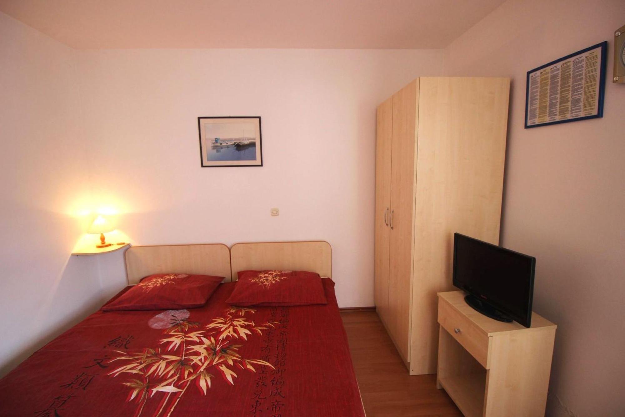 Apartments Ivka Omiš Quarto foto