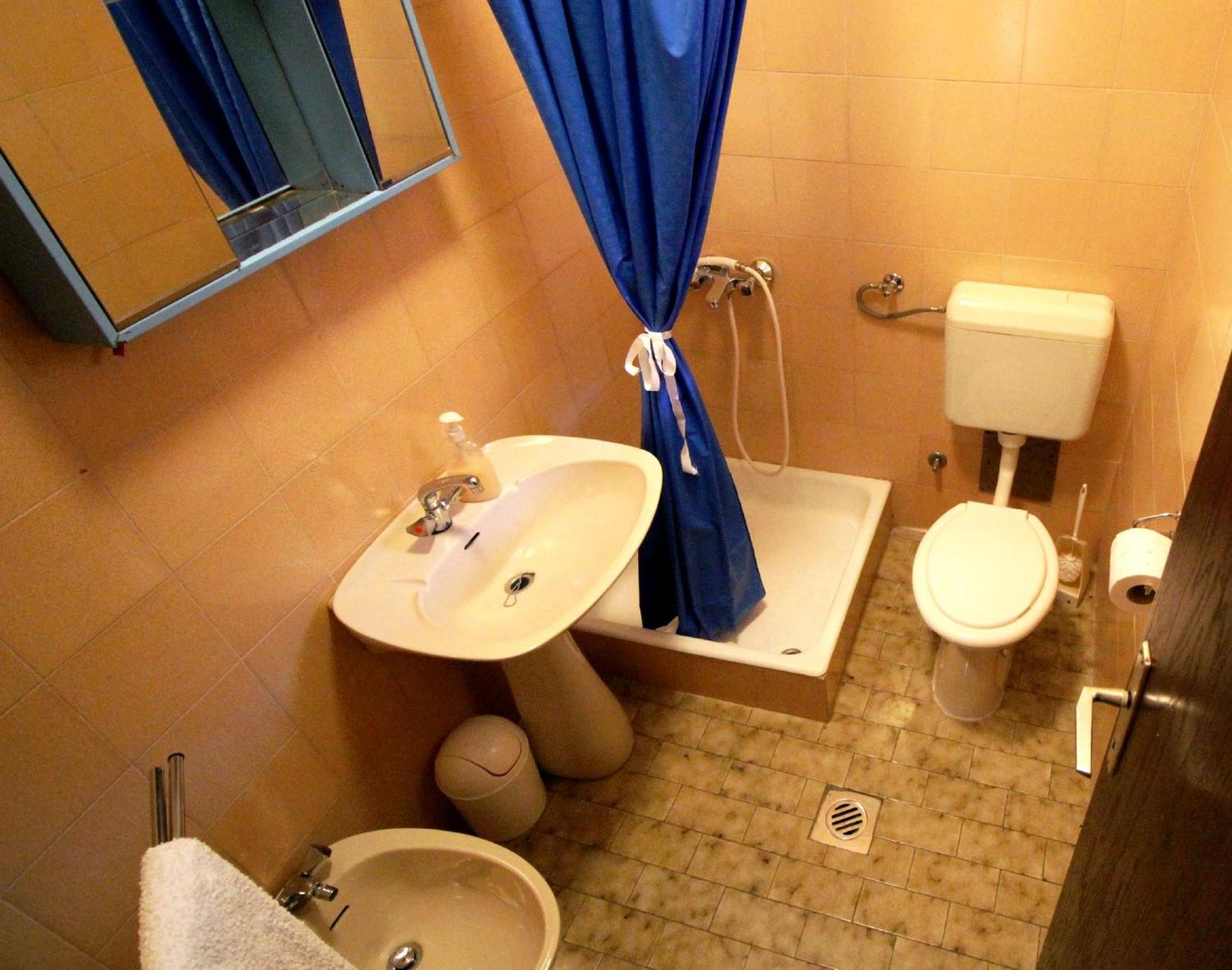Apartments Ivka Omiš Quarto foto