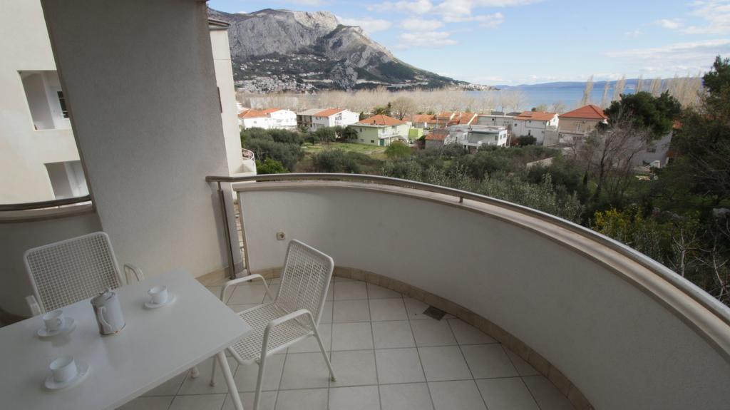 Apartments Ivka Omiš Quarto foto