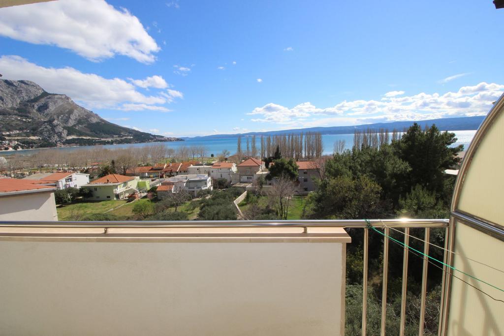 Apartments Ivka Omiš Exterior foto